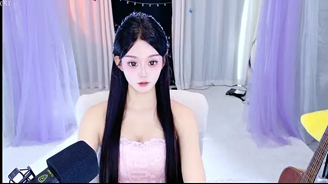 Snapshot of Wa-Nini chatting on 05/31/26, 07:37 Wa-Nini online show from 05/31/26, 07:37