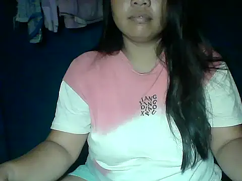 Snapshot of MommyKaye30 chatting on 06/02/26, 06:32 MommyKaye30 online show from 06/02/26, 06:32