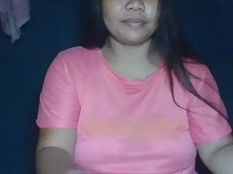 Snapshot of MommyKaye30 chatting on 06/13/26, 07:45 MommyKaye30 online show from 06/13/26, 07:45
