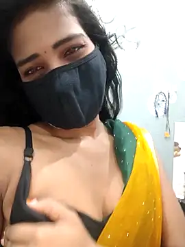 Snapshot of Hot_Candy77 chatting on 06/12/26, 08:46 Hot Candy77 online show from 06/12/26, 08:46