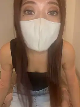 Snapshot of Erika__xx chatting on 06/26/26, 08:19 Erika xx online show from 06/26/26, 08:19