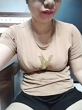 Girl lovebaby online show from 06/06/26, 12:27