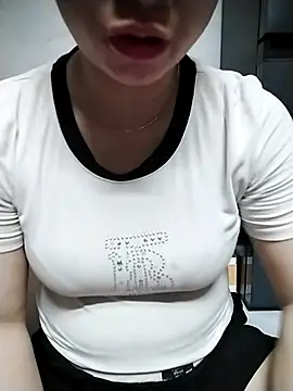 Girl lovebaby online show from 06/07/26, 02:05