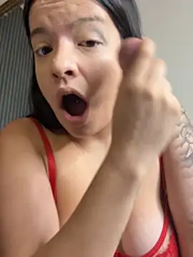 ClaireVoss online show from 07/26/26, 10:44