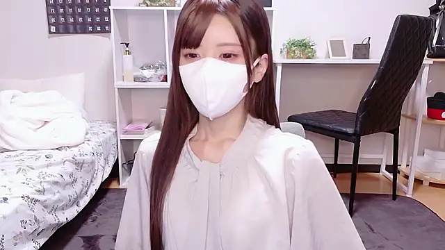 Snapshot of hina_mochi chatting on 05/14/26, 02:57 hina mochi online show from 05/14/26, 02:57