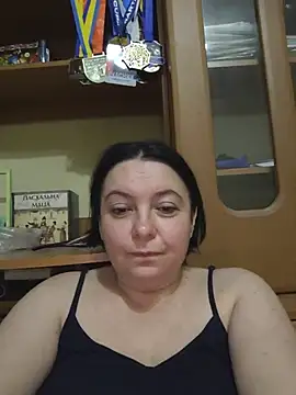 EmmaEmmy40 online show from 07/01/26, 06:40