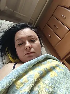EmmaEmmy40 online show from 07/07/26, 04:04