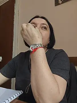 EmmaEmmy40 online show from 07/08/26, 11:04