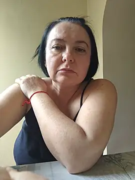 EmmaEmmy40 online show from 07/12/26, 01:24