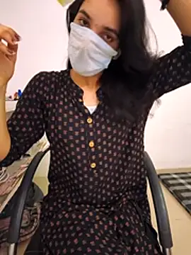zoya baby  online show from 05/11/26, 05:46