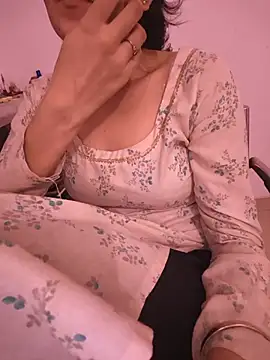 zoya baby  online show from 06/03/26, 02:33