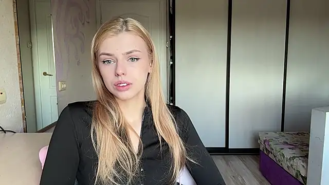 ScarlettRosy online show from 05/29/26, 03:37