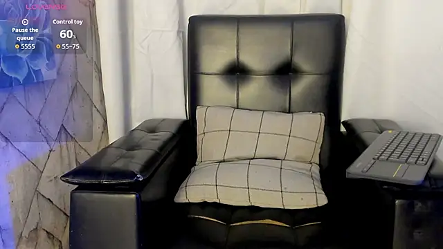 Jaadewest online show from 07/15/26, 10:53