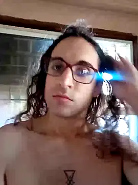 Snapshot of LaCuerva chatting on 06/11/26, 04:16 LaCuerva online show from 06/11/26, 04:16