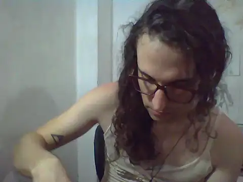 Snapshot of LaCuerva chatting on 06/22/26, 07:00 LaCuerva online show from 06/22/26, 07:00