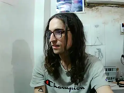 Snapshot of LaCuerva chatting on 07/16/26, 03:40 LaCuerva online show from 07/16/26, 03:40