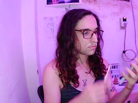 Snapshot of LaCuerva chatting on 07/24/26, 06:50 LaCuerva online show from 07/24/26, 06:50