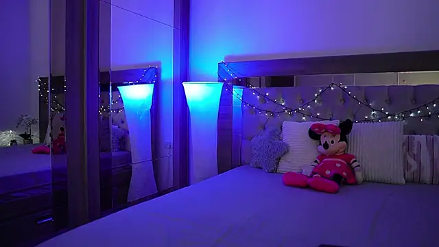 XandraBae online show from 07/14/26, 07:52