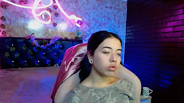 Snapshot of Abril_gap chatting on 06/06/26, 11:37 Abril gap online show from 06/06/26, 11:37