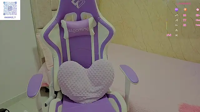 Naomilaurent online show from 07/09/26, 10:14