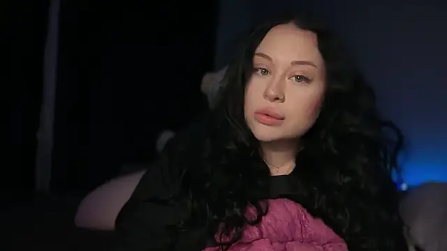 Sofi  Si online show from 07/04/26, 07:42