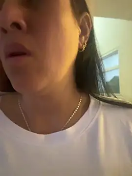 Snapshot of Cloe-Fire chatting on 06/05/26, 11:16 Cloe-Fire online show from 06/05/26, 11:16