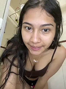 Snapshot of Xaannder chatting on 07/29/26, 02:32 Xaannder online show from 07/29/26, 02:32