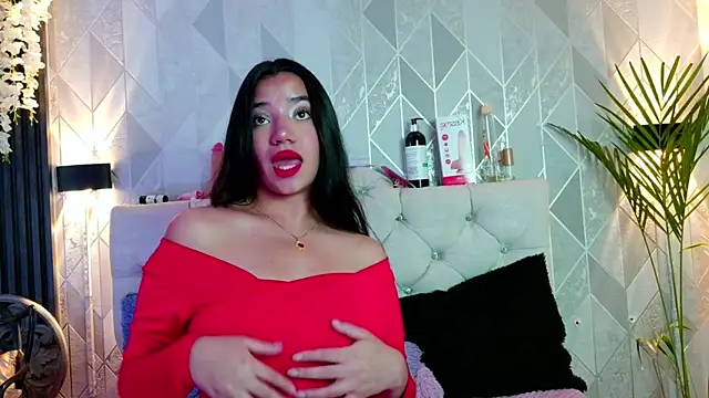 Snapshot of Zaira_bonny chatting on 06/06/26, 09:19 Zaira bonny online show from 06/06/26, 09:19