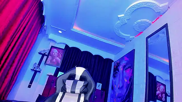 Mia Colucci25 online show from 06/25/26, 03:06