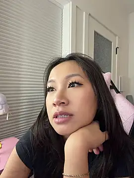 petiteTai online show from 06/08/26, 03:29