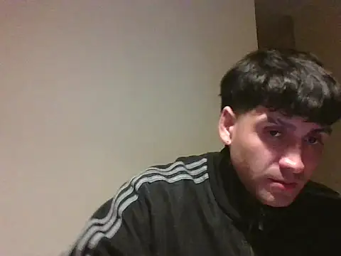 Tttwinee online show from 05/06/26, 03:35