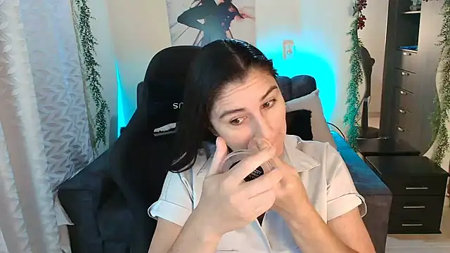 LUCYMILF SEXY online show from 07/15/26, 10:53