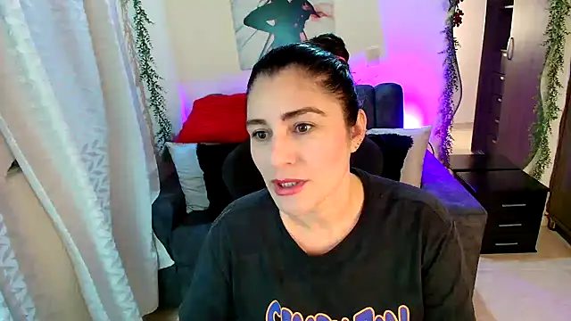 LUCYMILF SEXY online show from 07/25/26, 02:14