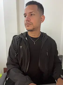 angel silva  online show from 06/30/26, 04:46
