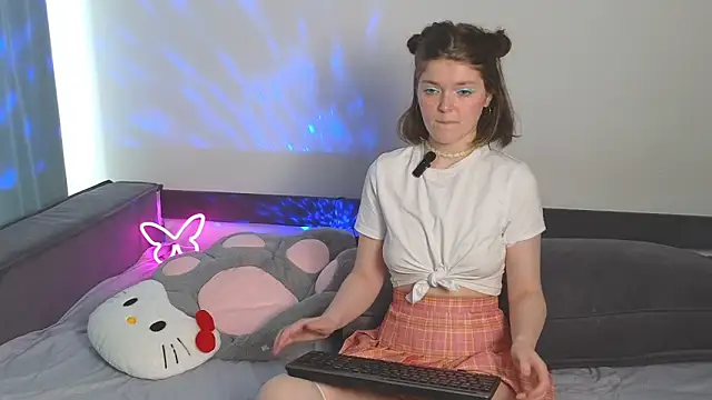 Snapshot of Annpopsy chatting on 05/22/26, 03:17 Annpopsy online show from 05/22/26, 03:17