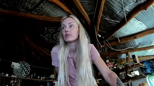 wildforestmuse  online show from 07/07/26, 05:54