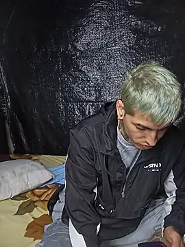 demoni0802 online show from 07/01/26, 04:14