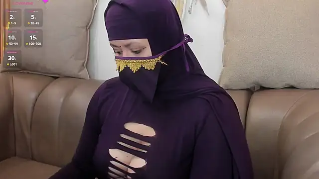 yasmin dina online show from 06/22/26, 12:24
