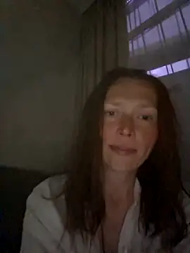Snapshot of MillaSmileX chatting on 05/19/26, 06:14 MillaSmileX online show from 05/19/26, 06:14