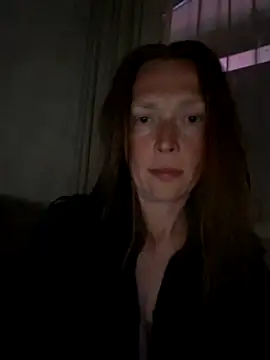 Snapshot of MillaSmileX chatting on 05/30/26, 06:38 MillaSmileX online show from 05/30/26, 06:38