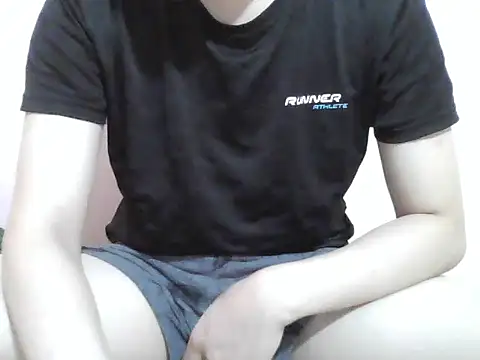 Zineyy online show from 06/04/26, 03:40