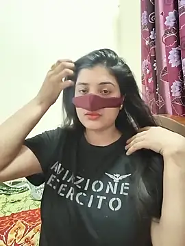 Snapshot of Joya-02 chatting on 05/18/26, 06:36 Joya-02 online show from 05/18/26, 06:36