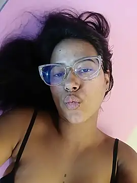 Raven stonee01 online show from 05/15/26, 11:56
