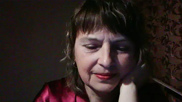 Snapshot of ElizabethGorden chatting on 05/19/26, 06:25 ElizabethGorden online show from 05/19/26, 06:25