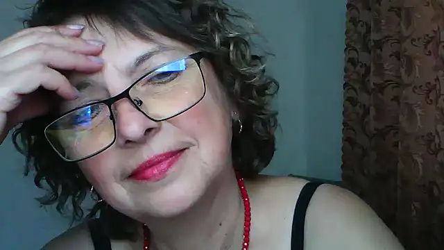 Snapshot of ElizabethGorden chatting on 06/05/26, 11:05 ElizabethGorden online show from 06/05/26, 11:05