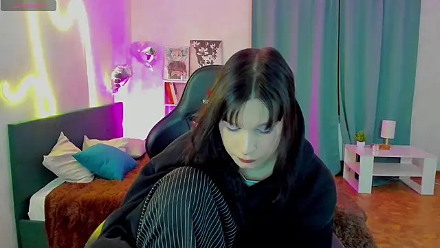 Snapshot of vanila_girl chatting on 05/19/26, 07:37 vanila girl online show from 05/19/26, 07:37