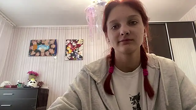 Snapshot of LavetaGossage chatting on 06/07/26, 03:05 LavetaGossage online show from 06/07/26, 03:05
