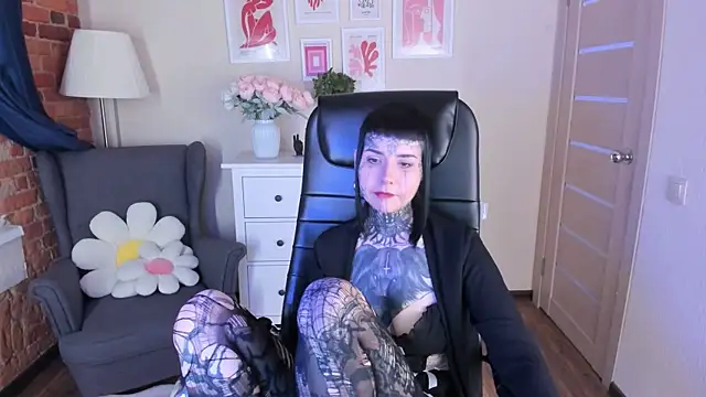 Bloood  Mary online show from 08/04/26, 08:44