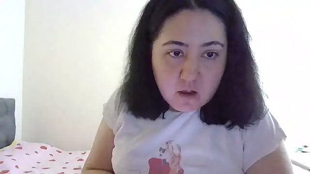 Snapshot of IsabellaJacobs chatting on 06/06/26, 11:48 IsabellaJacobs online show from 06/06/26, 11:48