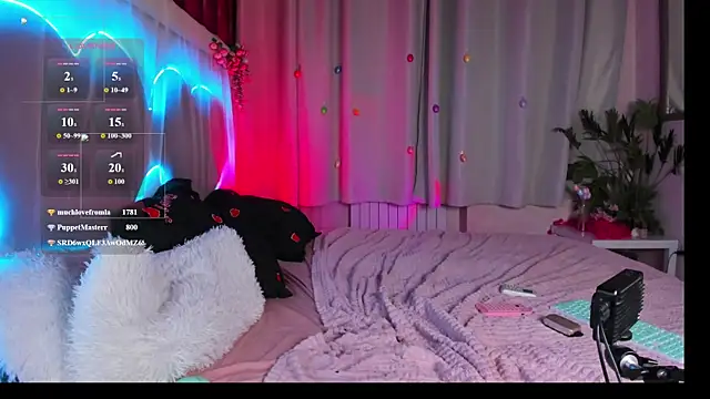 MaddyFever online show from 06/29/26, 10:15